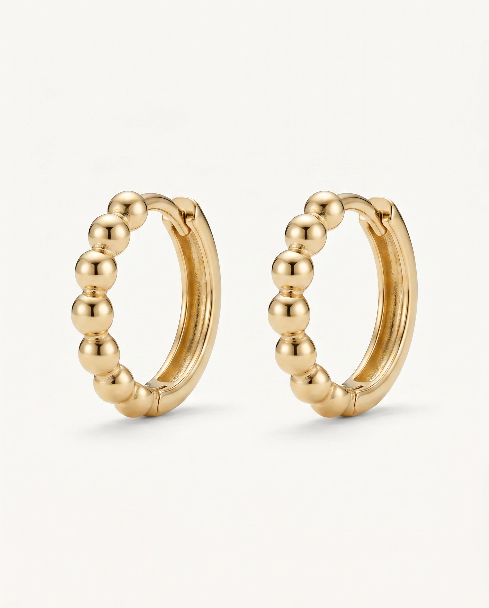 Oroventi Beaded Hoops